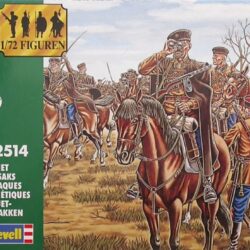 WWII SOVIET COSSAKS (17 Figuras) – REVELL 1:72